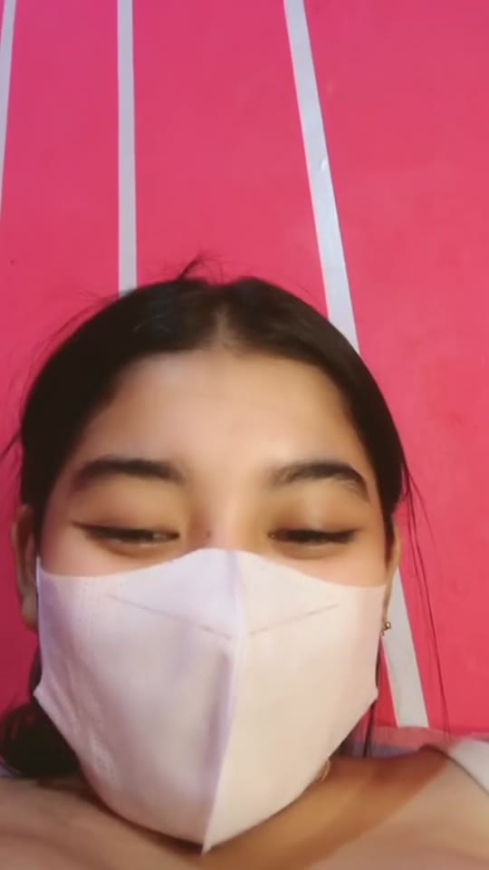 Bokep Gadis Cantik Omek Teros Sayang Host Idola Dr